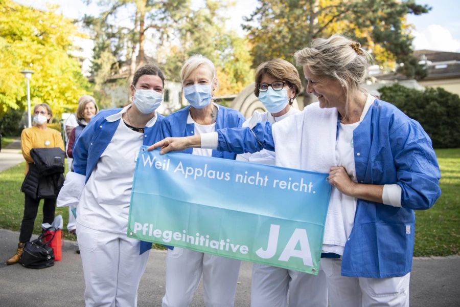 Die Pflegeinitiative wurde 2021 deutlich angenommen.