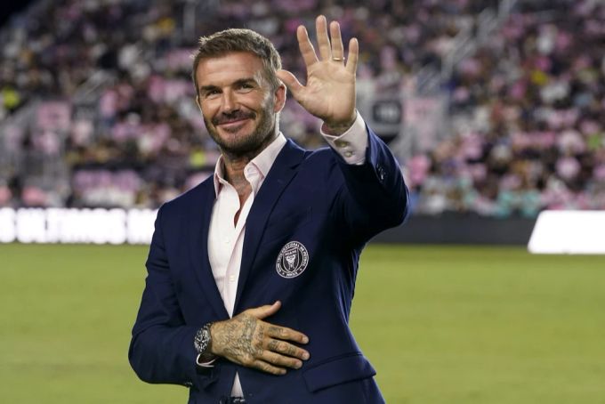 Inter MIamis Besitzer David Beckham lotste Lionel Messi in die USA. Beckham Messi Miami