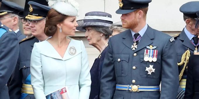 Ausgerechnet! - Kate soll nachts heimlich mit Harry telefonieren