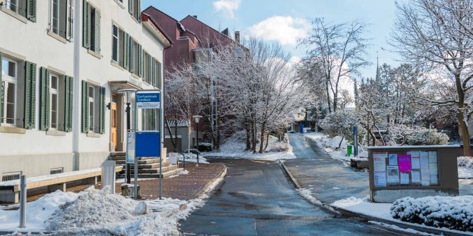 Das Dorfzentrum Zumikon. Das Dorfzentrum Zumikon.
