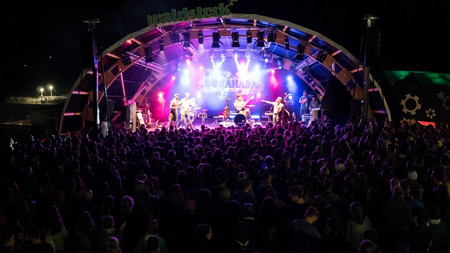 Konzert auf Bühne