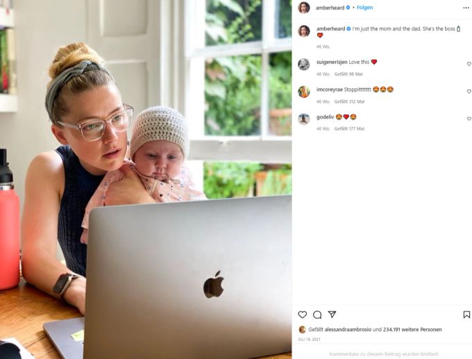 Amber Heard und ihr Töchterchen. Wo die Kleine wohl während des Gerichtsprozesses war? Amber Heard