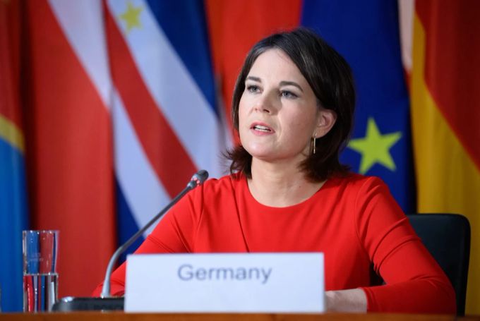Annalena Baerbock spricht an der internationalen Konferenz zur Ernährungssicherheit. annalena baerbock