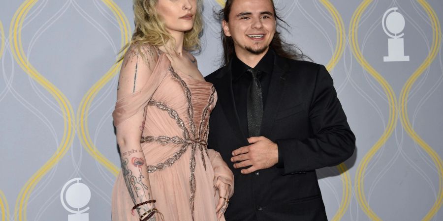 Paris Jackson (l) und Prince Jackson bei der Verleihung der US-Theaterpreise Tony Awards in der Radio City Music Hall.