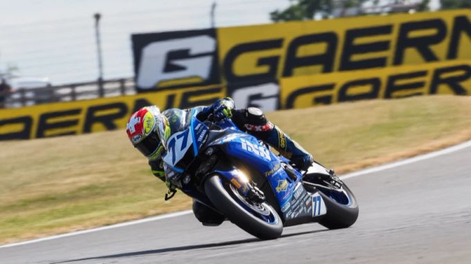 Dominique Aegerter dominiert mit Ten-Kate-Yamaha die Supersport-WM. Dominique Aegerter Supersport-WM Yamaha
