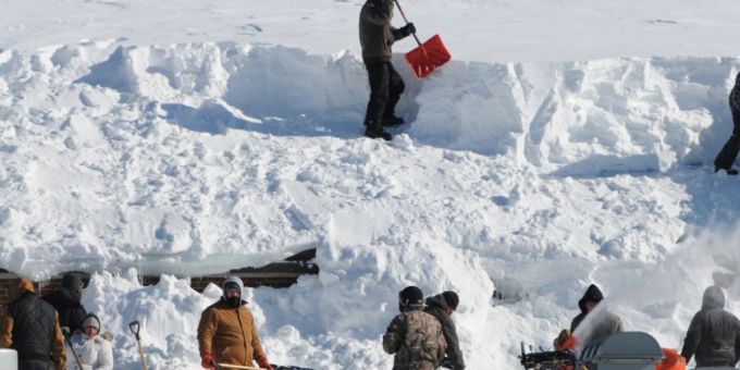 Nach einem überraschenden Schneesturm auf einer Passstrasse in den Anden zwischen Chile und Argentinien sitzen Hunderte Personen fest - bei Temperaturen von bis zu minus 10 Grad. (Symbilbild) Nach einem überraschenden Schneesturm auf einer Passstrasse in den Anden zwischen Chile und Argentinien sitzen Hunderte Personen fest - bei Temperaturen von bis zu minus 10 Grad. (Symbilbild)