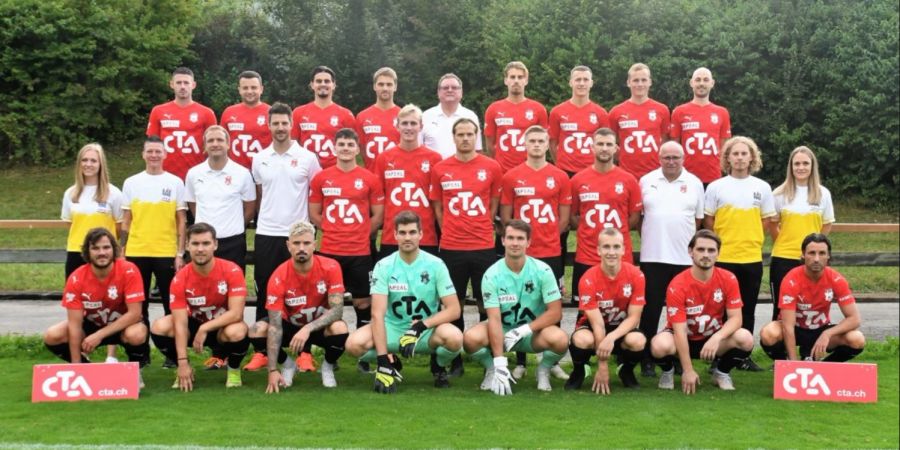 Die Mannschaft des FC Münsingen der Saison 2021/22.