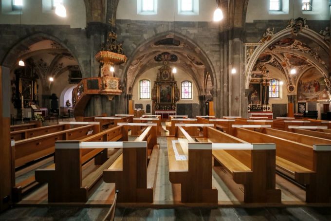 Die Kathedrale von Chur. priester
