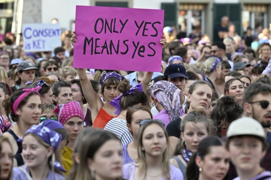 «Nur Ja heisst Ja»: Das Sexualstrafrecht mobilisierte auch am Frauenstreik 2022.