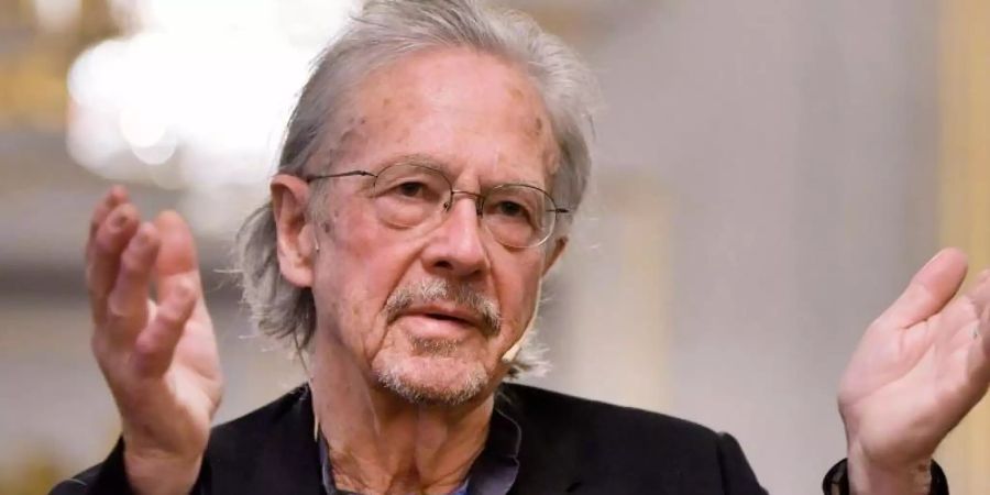 Peter Handke ist mit einem hohen serbischen Orden ausgezeichnet worden. Foto: Anders Wiklund/TT News Agency/AP/dpa