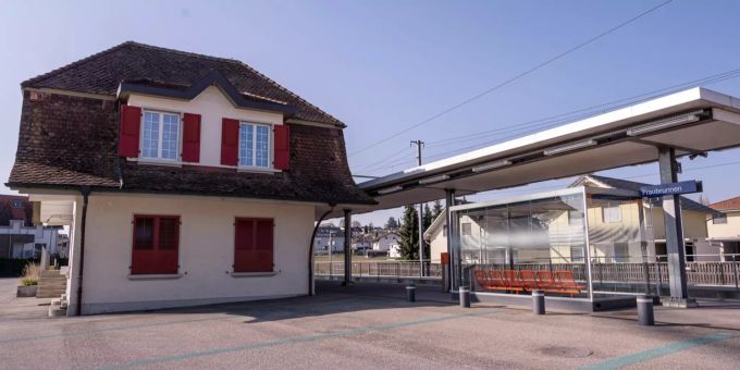 RBS Bahnhof in Fraubrunnen. - Fraubrunnen RBS Bahnhof in Fraubrunnen. - Fraubrunnen