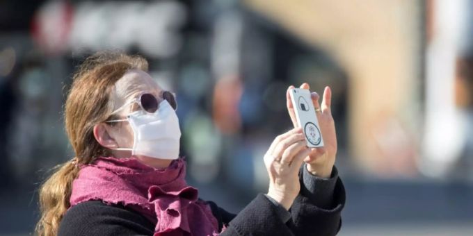 «Notbremse» - Slowakei führt Maskenpflicht im Freien ein