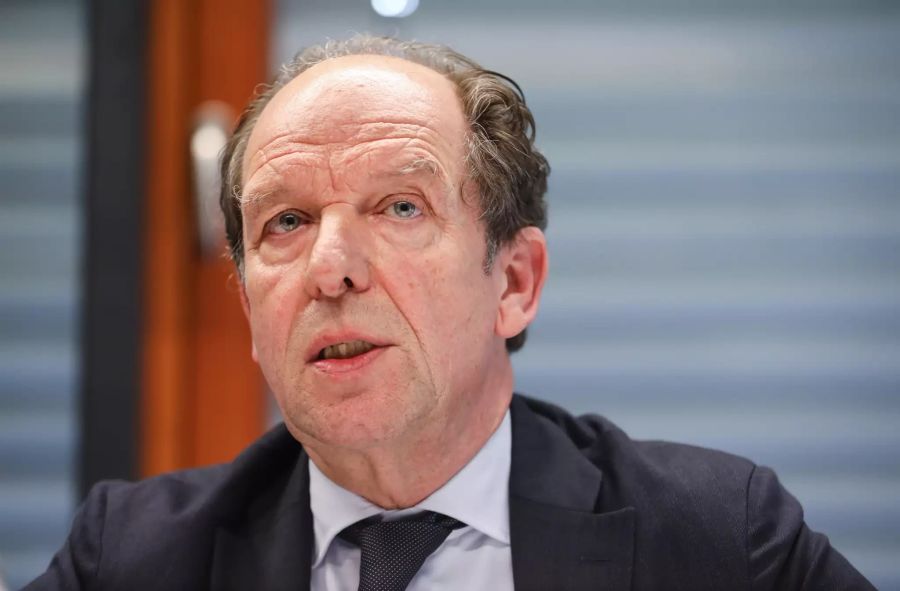 Klaus-Michael Debatin