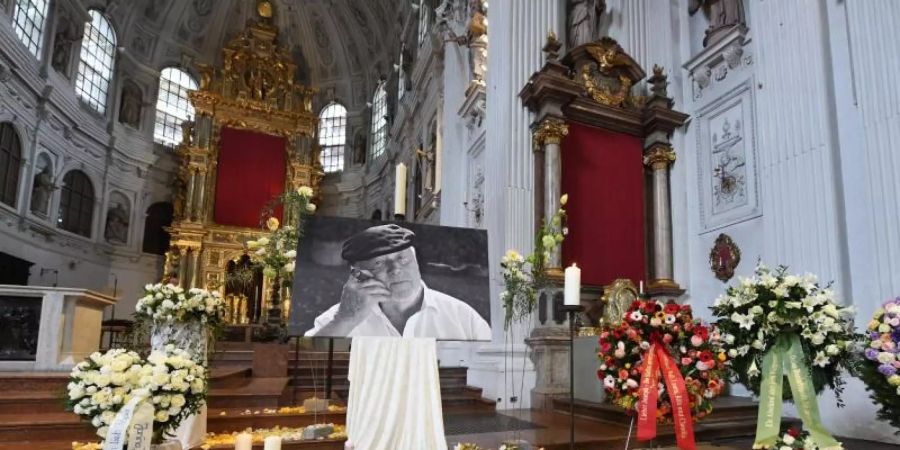 Abschied von Joseph Vilsmaier in der St. Michaelskirche. Foto: Tobias Hase/dpa