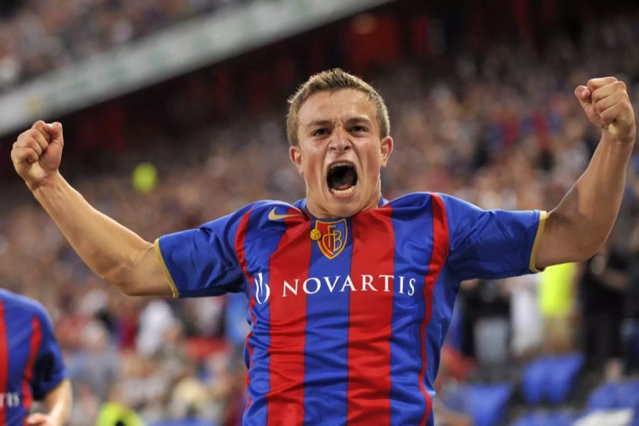 Xherdan Shaqiri startete seine Profikarriere beim FC Basel. Im Sommer 2012 wechselte er zum FC Bayern München nach Deutschland.