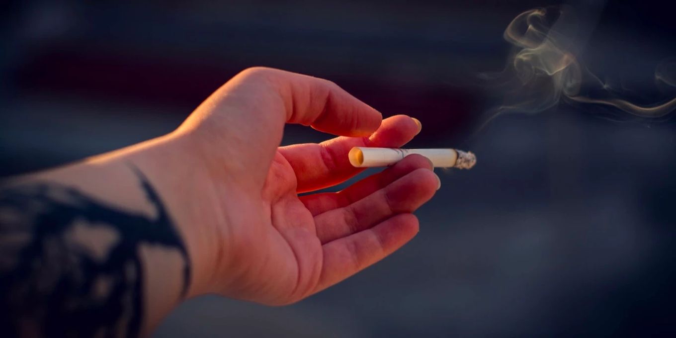 Wie Bekommt Man Gelbe Finger Vom Rauchen Weg Wie gelbe Fingernägel vom Rauchen wieder weg gehen | Nau.ch