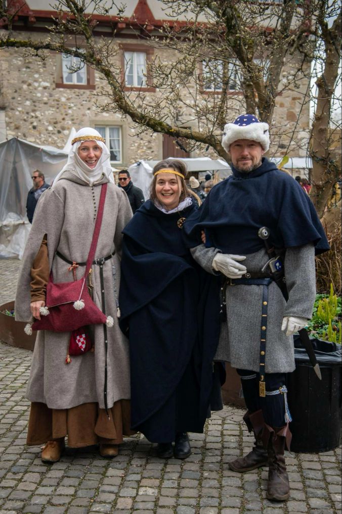 Chris aus Deutschland, Vivian ans Basel und Georg aus dem Zürcher Oberland treffen sich am Märt.