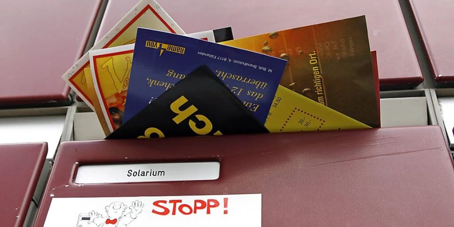 parlament papier-werbung
