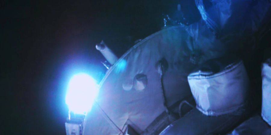 Diese von der chinesischen staatlichen Nachrichtenagentur Xinhua zur Verfügung gestellte Aufnahme zeigt das bemannte Raumschiff «Shenzhou 15» beim Andocken an die «Tiangong»-Raumstation.