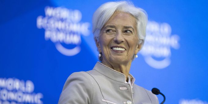 Christine Lagarde, Präsidentin der Europäischen Zentralbank, während einer Pressekonferenz am Schlusstag des 53. Jahrestreffens des Weltwirtschaftsforums (WEF). Die EZB hat bereits zum fünften Mal in Folge den Leitzins erhöht. leitzins