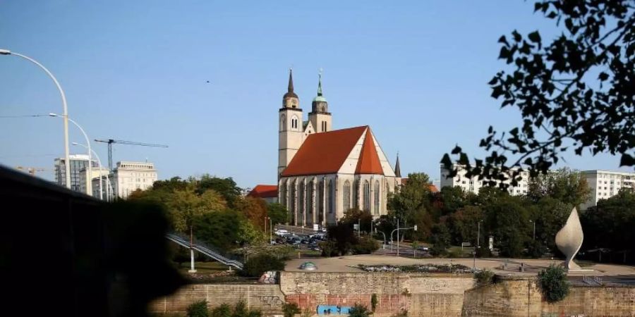 Die Johanniskirche in der Altstadt von Magdeburg, unweit der Elbe. Foto: Ronny Hartmann/dpa-Zentralbild/dpa