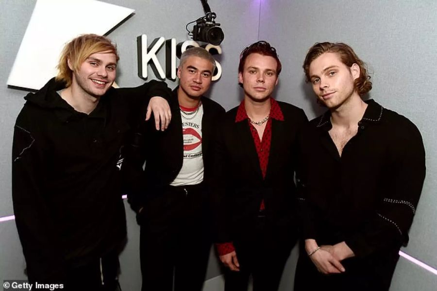 5 Seconds of Summer-Star