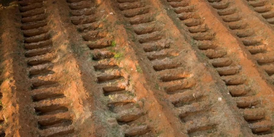 Luftaufnahme von Friedhof im brasilianischen São Paulo