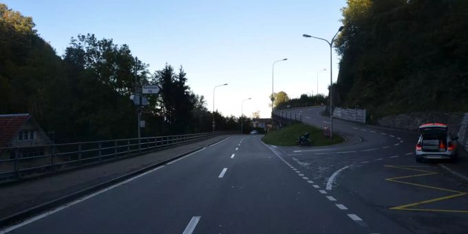 Appenzell Ausserrhoden: Selbstunfall mit Motorrad. Appenzell Ausserrhoden: Selbstunfall mit Motorrad