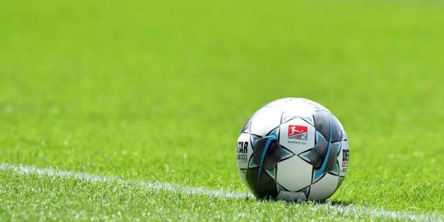 Die «Taskforce Zukunft Profifussball» soll für einen Wertewandel im überhitzten Profigeschäft sorgen sollen. Foto: Sebastian Widmann/Getty-Pool/dpa