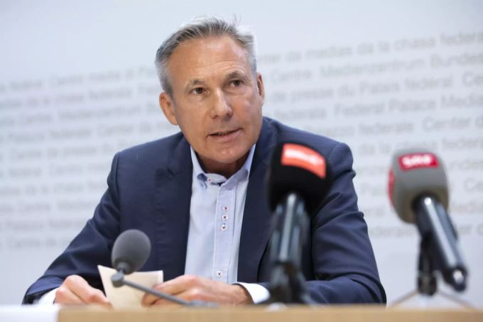 Der langjährige Fraktionschef Adrian Amstutz wird als möglicher Präsident gehandelt, will davon aber nichts wissen. SVP Adrian Amstutz