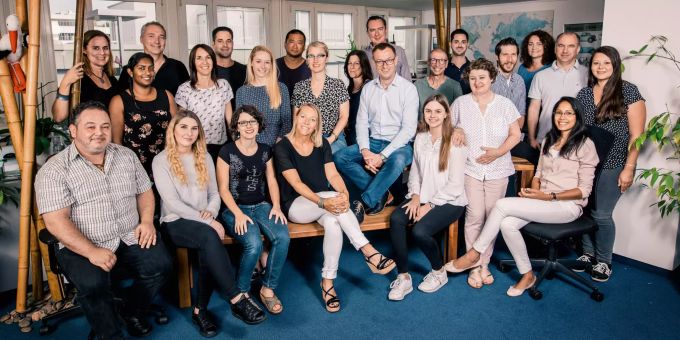 Das Team von Tourasia eröffnet in den Büroräumlichkeiten in Wallisellen eine Kunstgalerie. Tourasia