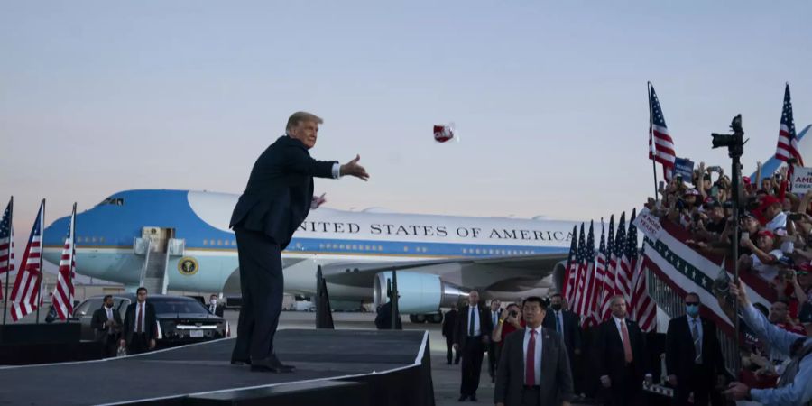 Donald Trump masken lüge