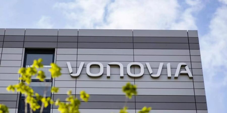 Die Firmenzentrale des Wohnungsunternehmens Vonovia in Bochum. Foto: Marcel Kusch/dpa