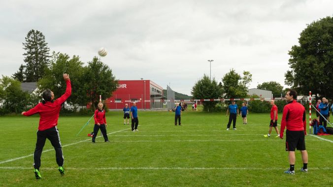 Im Faustball dominieren die Herren.