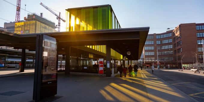 Der Bahnhof Oerlikon. Der Bahnhof Oerlikon.