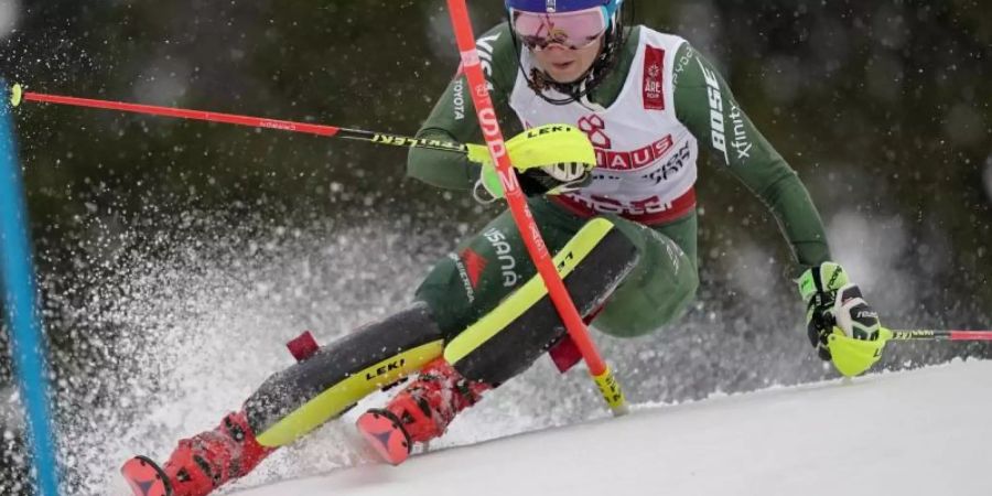 Mikaela Shiffrin aus den USA schreibt weiterhin Ski-Geschichte und ist zum vierten Mal in Serie Weltmeisterin im Slalom. Foto: M. Kappeler