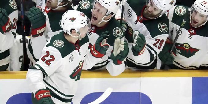Kevin Fiala schoss zwei Tore bei seiner Rückkehr nach Nashville Kevin Fiala schoss zwei Tore bei seiner Rückkehr nach Nashville