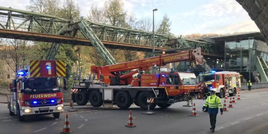 Unfallstelle an der Wuppertaler Schwebebahn