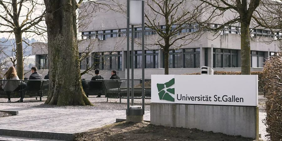 Die Universität St. Gallen (HSG) zieht Konsequenzen aus der vor einem Jahr aufgedeckten Spesen-Affäre. (Archivbild)