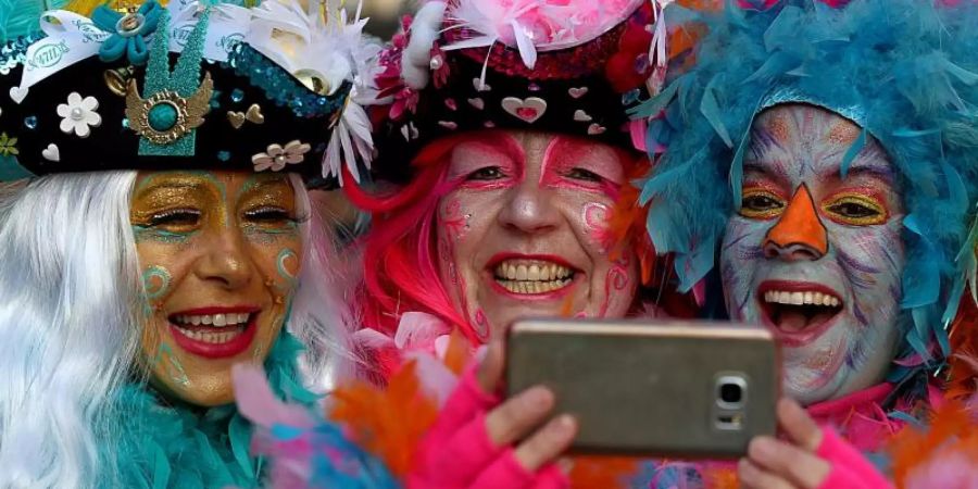 Mit Weiberfastnacht beginnen am Donnerstag die tollen Tage bis Aschermittwoch. Foto: Oliver Berg/Archiv