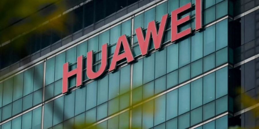 Seehofer gegen Ausschluss von Huawei bei 5G-Aufbau