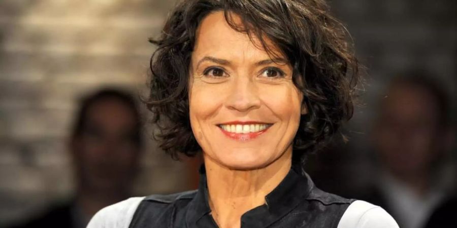 Die Schauspielerin Ulrike Folkerts freut sich über ihren neuen Preis. Foto: Ingo Wagner