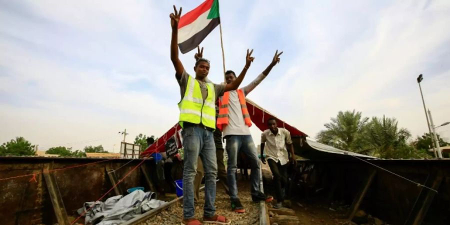 Demonstranten in Sudans Hauptstadt Khartum