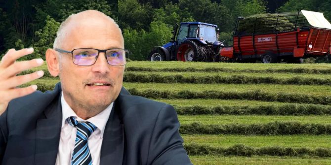 Alfred Heer und ein Traktor