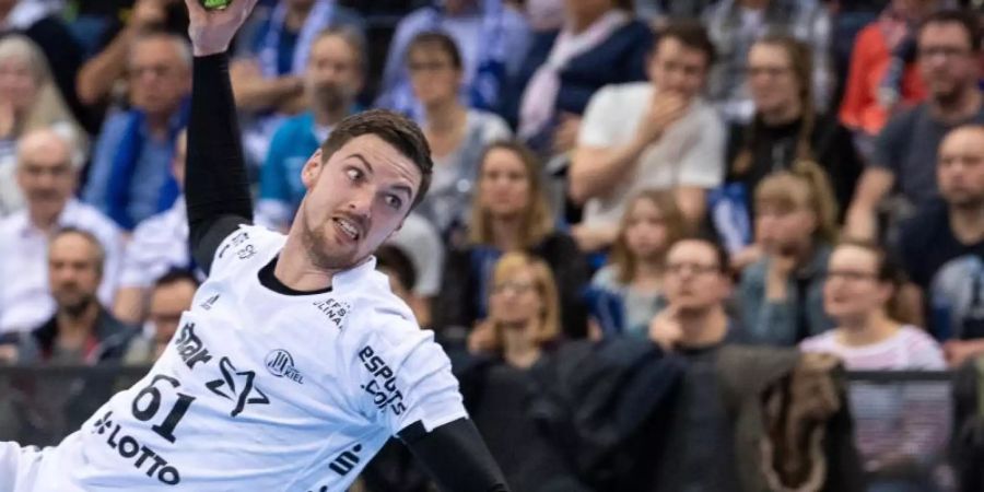 Hendrik Pekeler war mit sieben Treffern bester Werfer für den THW Kiel beim KS Azoty-Pulawy. Foto: Sebastian Gollnow/dpa