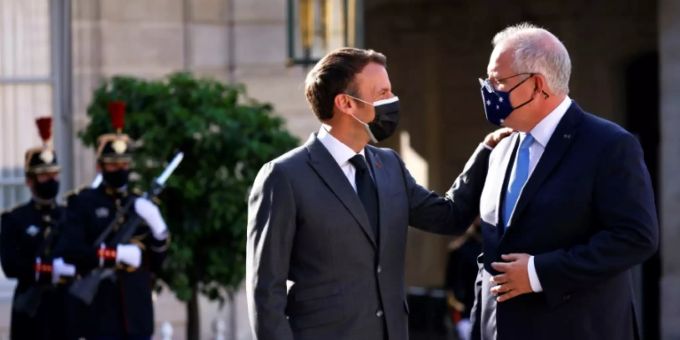 Emmanuel Macron (l.), und Scott Morrison. Emmanuel Macron Scott Morrison
