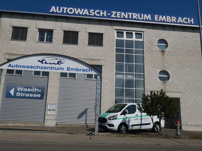 Die Garage Hausammann AG bringt auch schmutzige Fahrzeuge wieder in Schuss. Garage Hausammann AG
