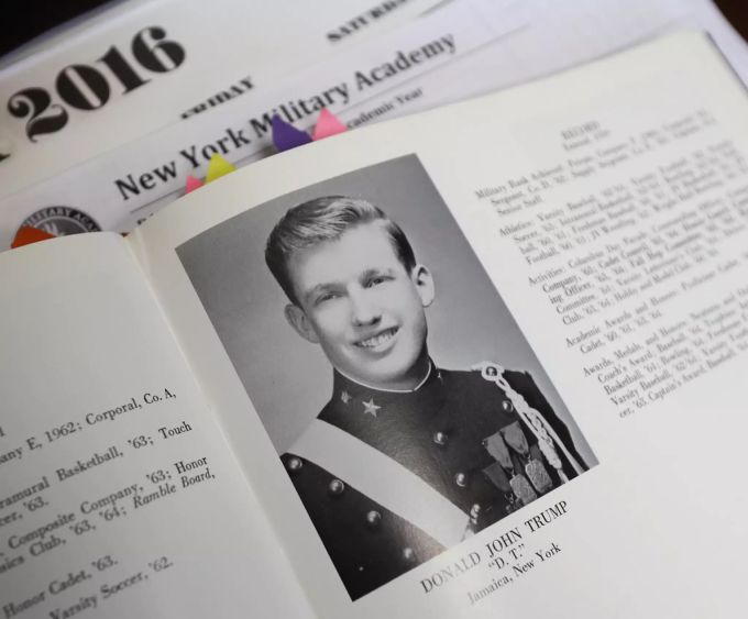 Donald Trump im Jahrbuch 1964 der New York Military Academy in Cornwall-on-Hudson. Donald Trump