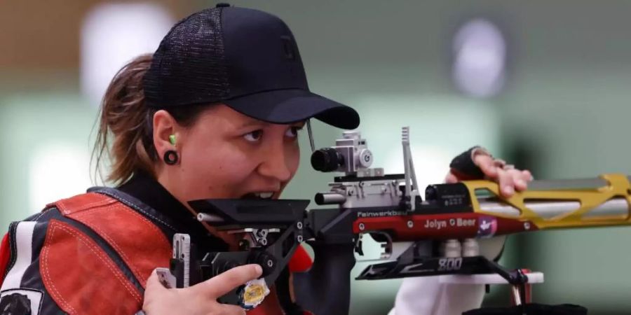 Jolyn Beer hat in Tokio das Finale mit dem Luftgewehr verpasst. Foto: Oliver Weiken/dpa
