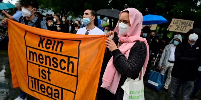 Demo für Aufnahme afghanische Flüchtlinge am Wochenende in Berlin Demo für Aufnahme afghanische Flüchtlinge am Wochenende in Berlin